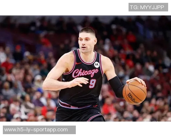 小卡上半场表现平平三分球失准仅得15分助攻2次